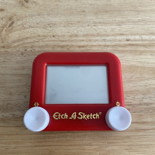 Classic etch sketch pocket - etch, a