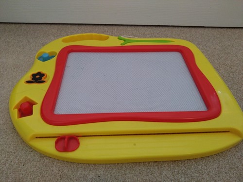 Kids yellow etch sketch - &,
